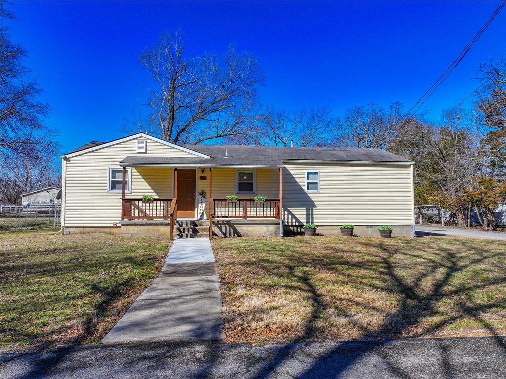 Photo of 140 Magoon Street Osceola MO 64776