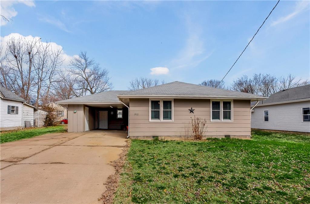 Photo of 312 W Pine Street Butler MO 64730