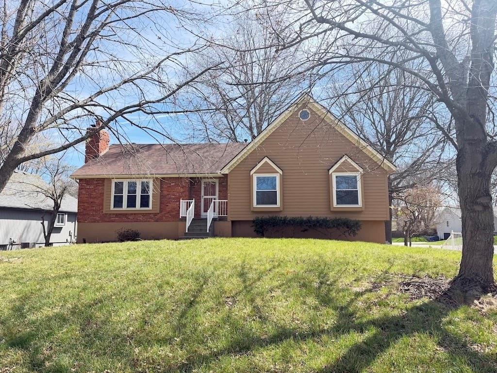Photo of 613 SE Brentwood Drive Lee's Summit MO 64063