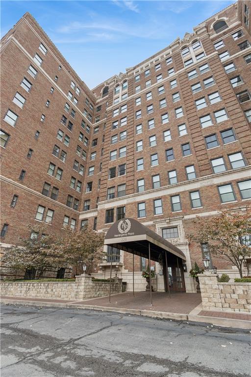 Photo of 229 Ward Parkway #604B Kansas City MO 64112