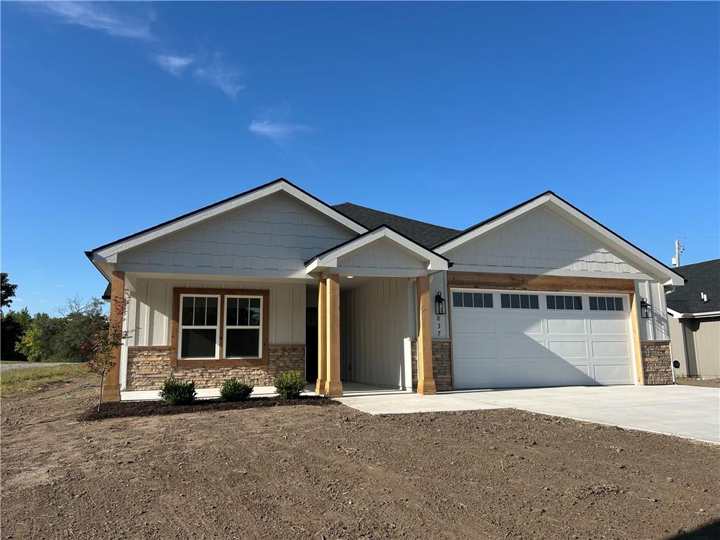 Photo of 1116 Bluestem Circle Baldwin City KS 66006