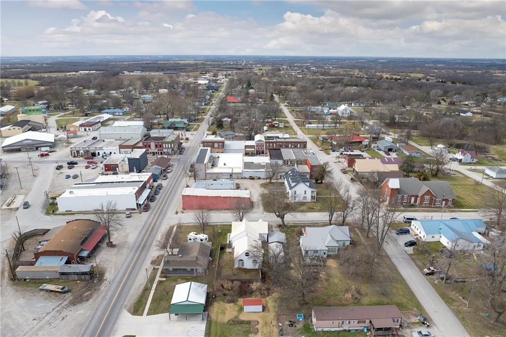 Photo of 105 S Grant Street Jamesport MO 64648