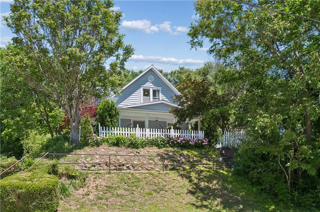 Photo of 424 Walnut Street Weston MO 64098