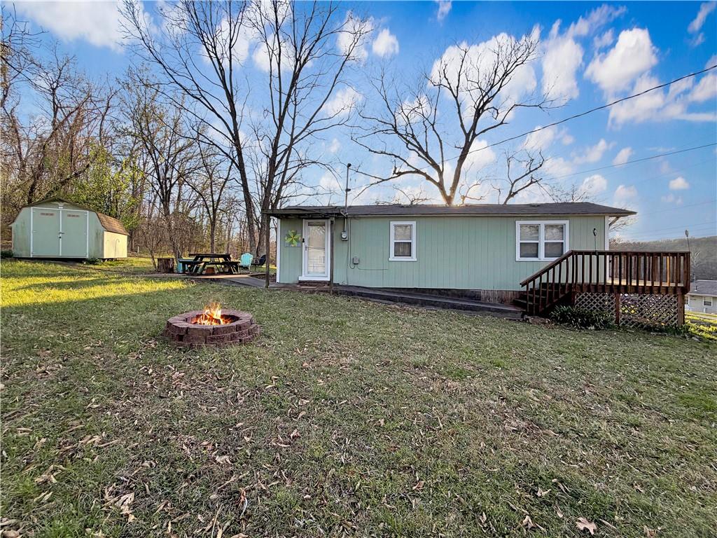 Photo of 29822 McGinnis Road Edwards MO 65326