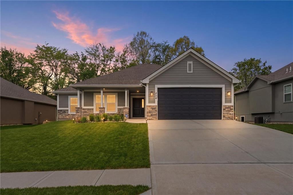 Photo of 204 S MARIMACK Court Kearney MO 64060