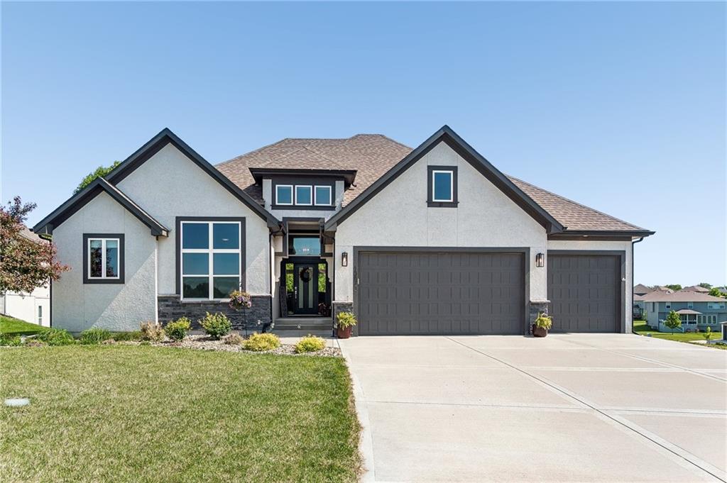Photo of 13870 NW 71st Street Parkville MO 64152