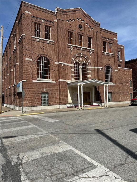 Photo of 112 W 5th Street Pittsburg KS 66762