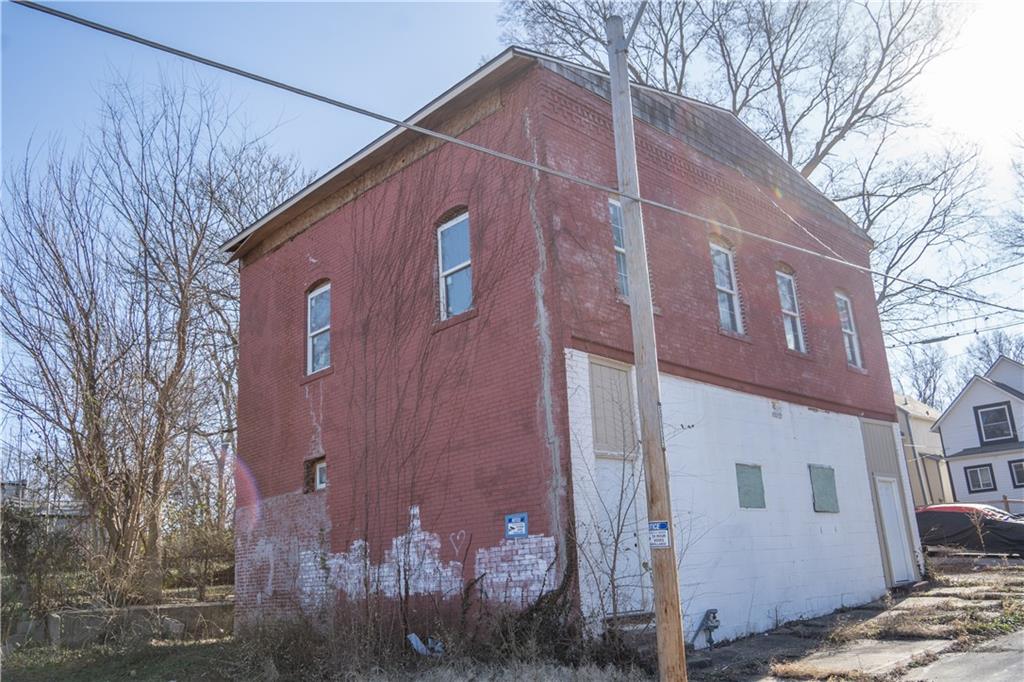 Photo of 1927 Walrond Avenue Kansas City MO 64127