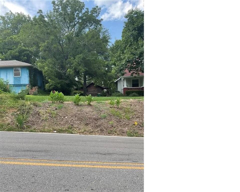 Photo of 11313 E Sheley Road Independence MO 64053