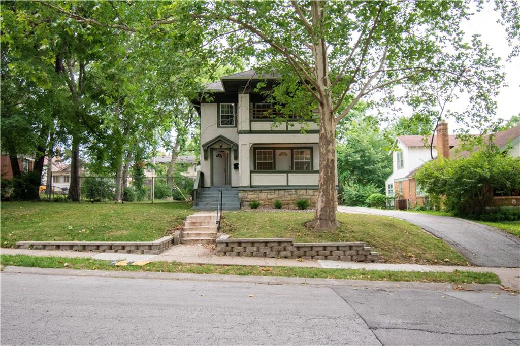 Photo of 5331 Charlotte Street Kansas City MO 64110
