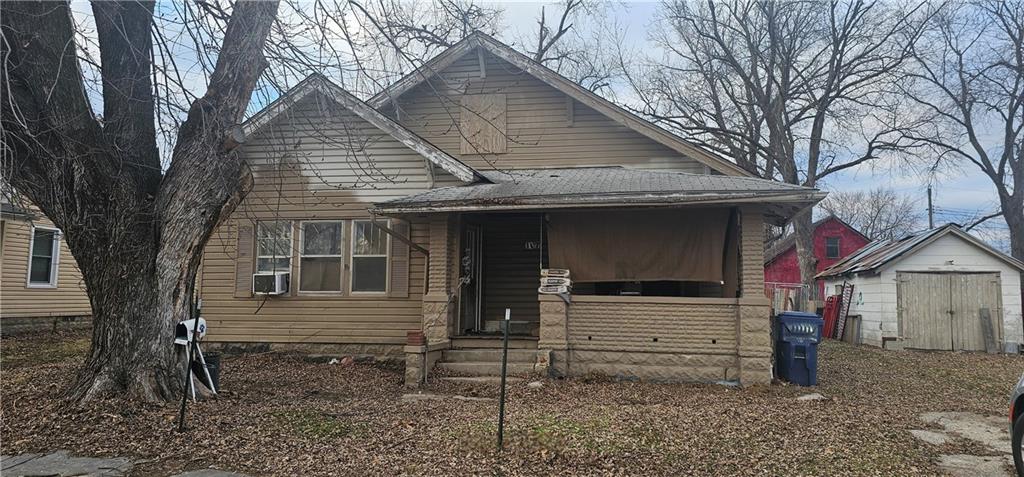 Photo of 117 E Clark Street Brookfield MO 64628