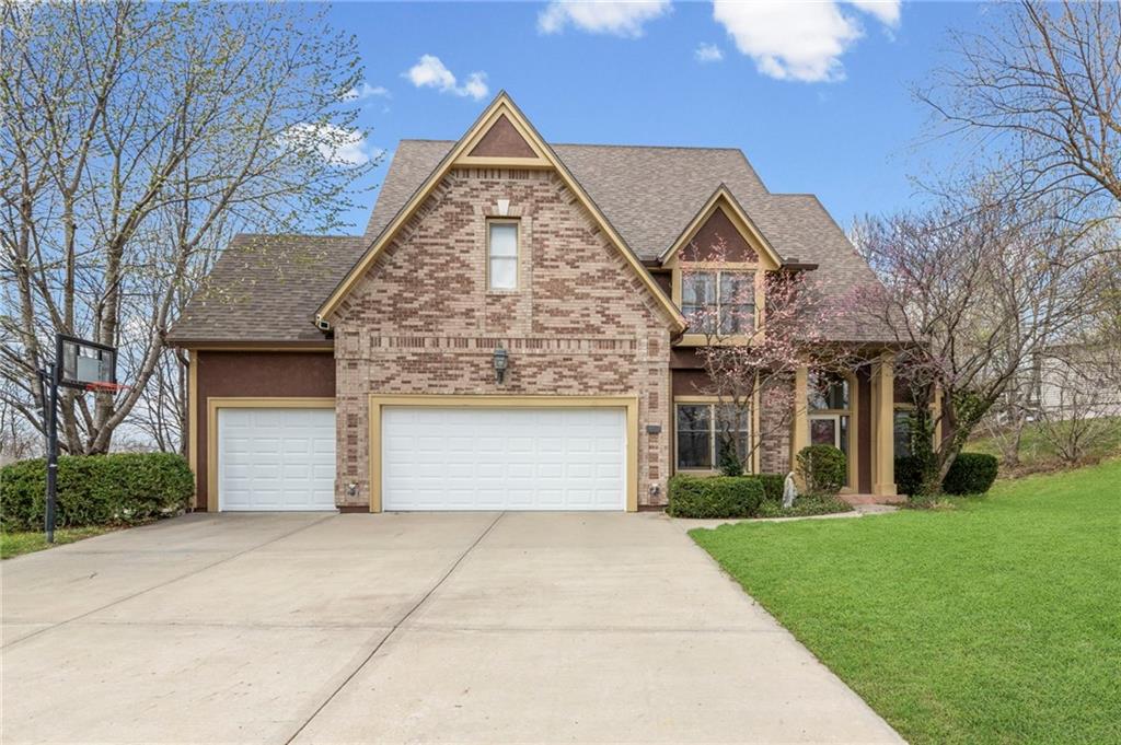 Photo of 10400 River Hills Drive Parkville MO 64152
