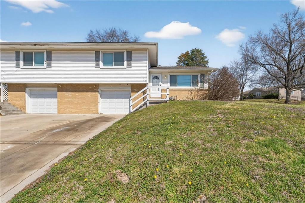 Photo of 4302-4 NW 56 Street Kansas City MO 64151