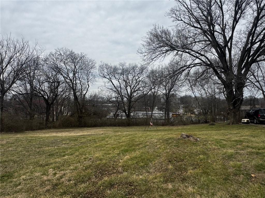 Photo of 8 NE 70th Place Kansas City MO 64118