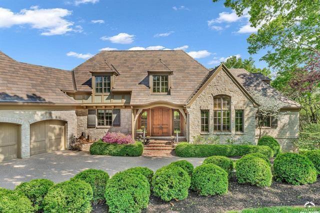 Photo of 208 Fall Creek Drive Lawrence KS 66049