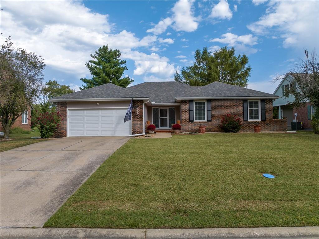 Photo of 1804 S Nicklaus Drive Clinton MO 64735