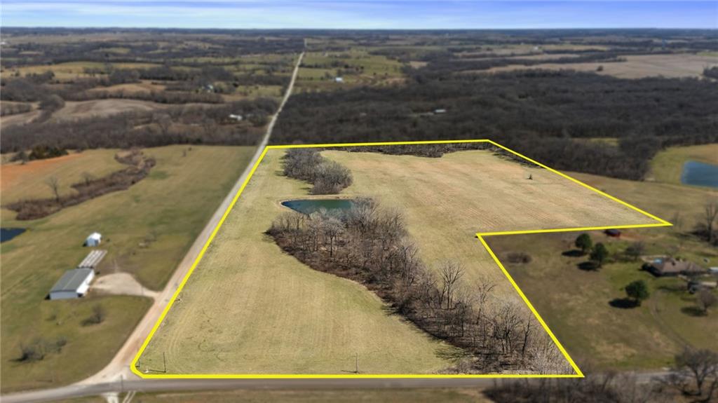 Photo of 9881 NW 356th Road Stewartsville MO 64490