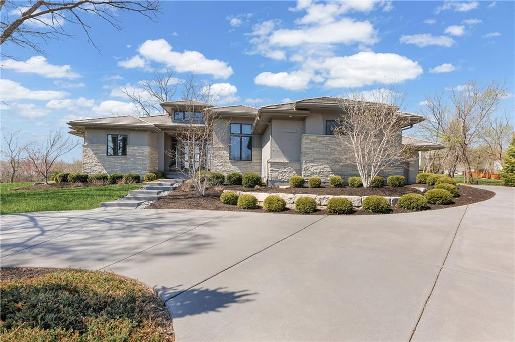 Photo of 4140 W 151st Street Leawood KS 66224