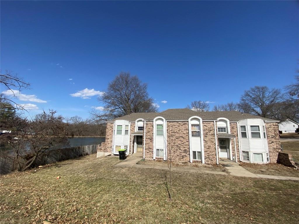 Photo of 11422 E 75th Street Raytown MO 64138