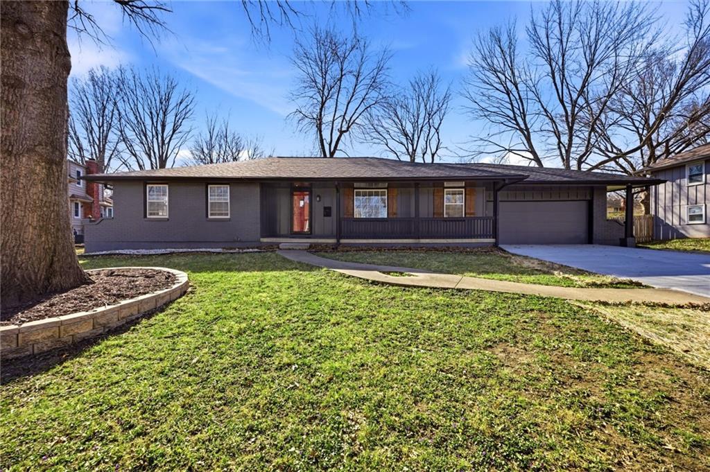 Photo of 12718 Crystal Avenue Grandview MO 64030