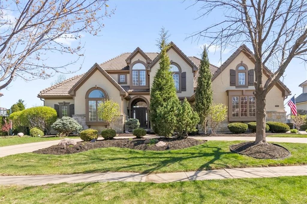 Photo of 14001 DEARBORN Street Overland Park KS 66223