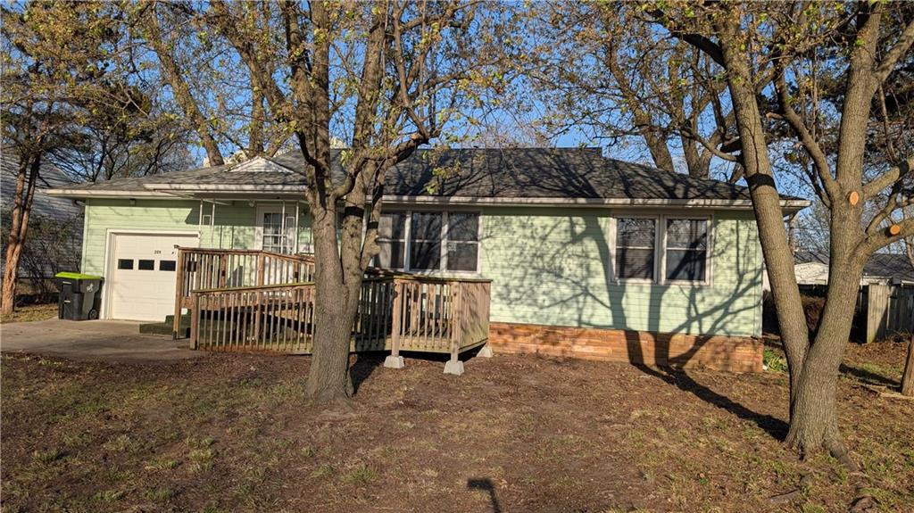 Photo of 209 S West Haven Road El Dorado Springs MO 64744