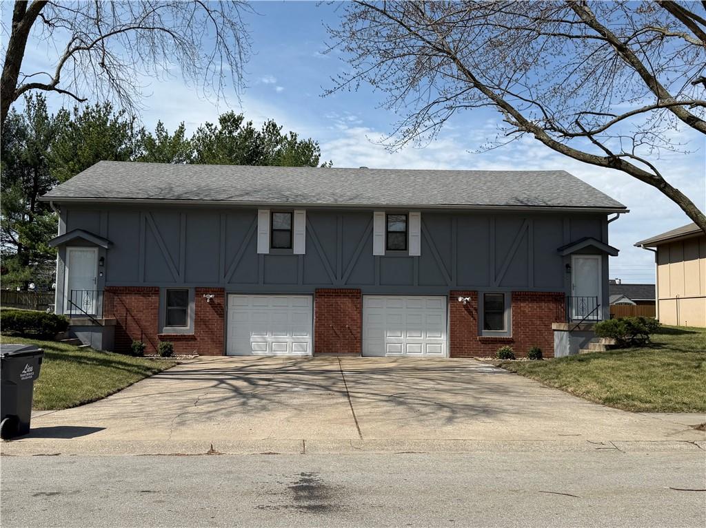 Photo of 2313 & 2315 SW 6th Street Blue Springs MO 64014