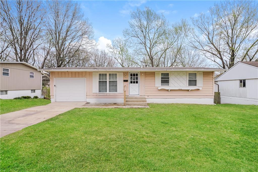 Photo of 9411 Farley Avenue Kansas City MO 64138