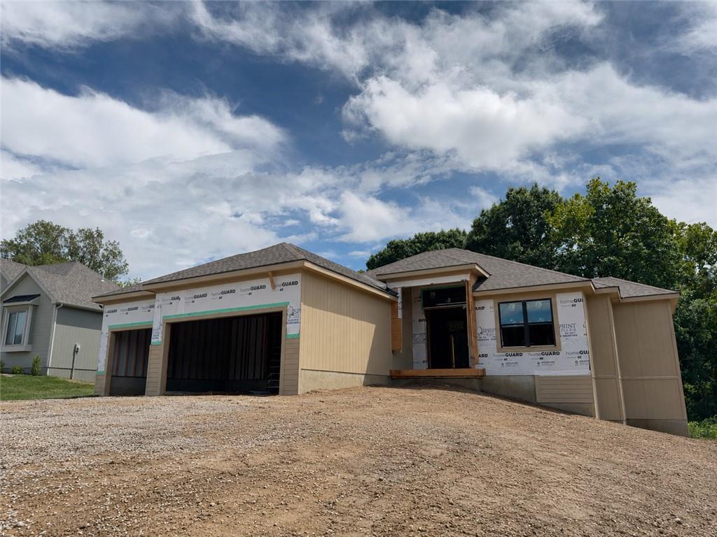Photo of 10787 Genesis Drive Parkville MO 64152