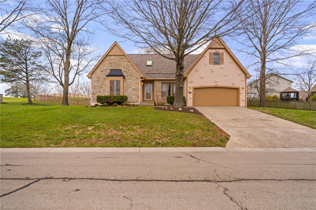 Photo of 5826 Oakview Street Shawnee KS 66216