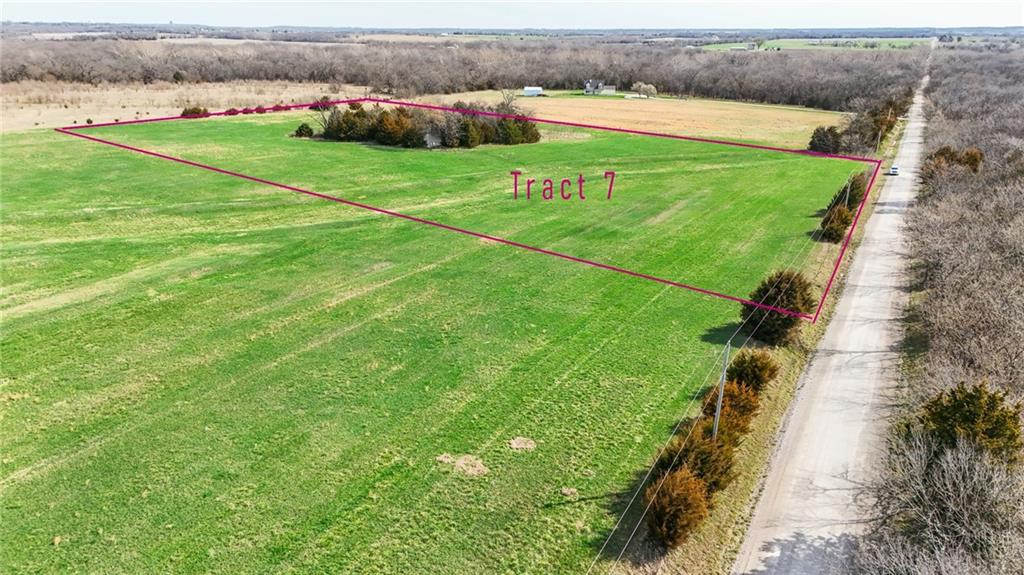Photo of 0002 N 1 Road Baldwin City KS 66006