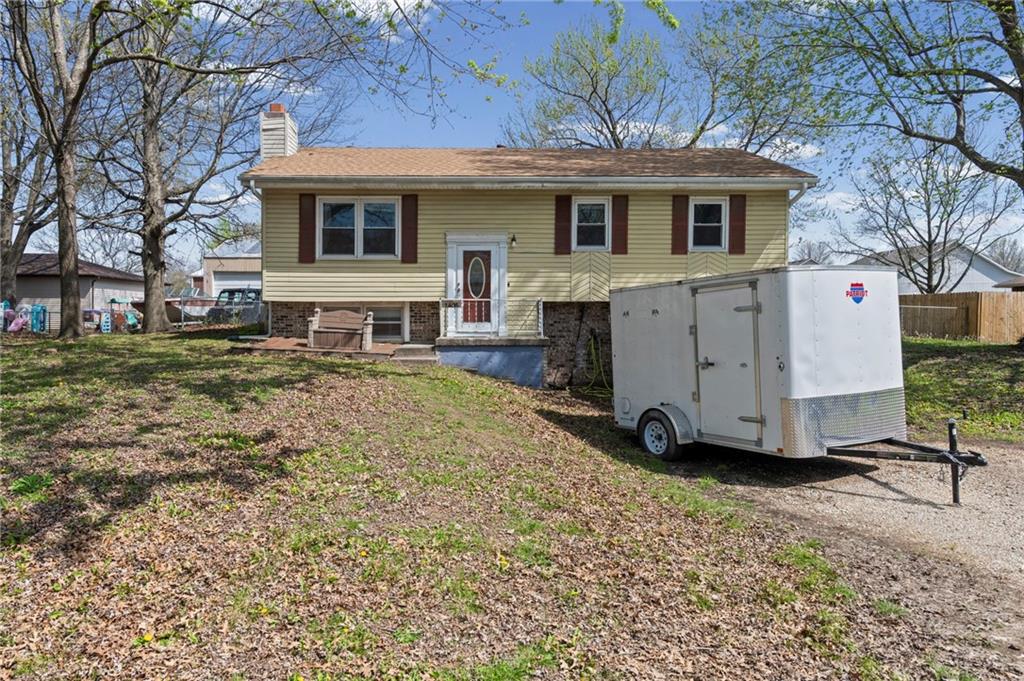Photo of 1405 S Vine Street Holden MO 64040