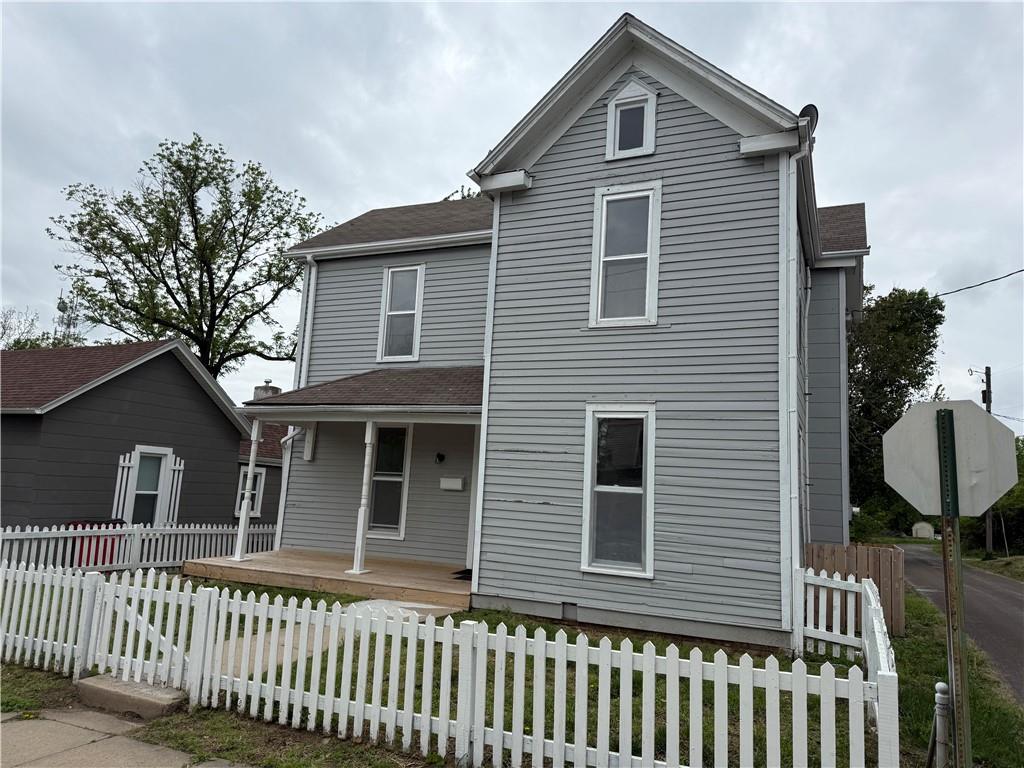 Photo of 308 N 16th Street Lexington MO 64067