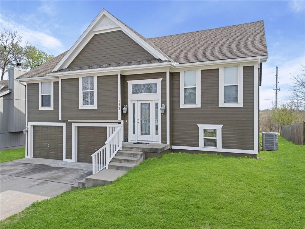 Photo of 1405 NE 196th Street Smithville MO 64089
