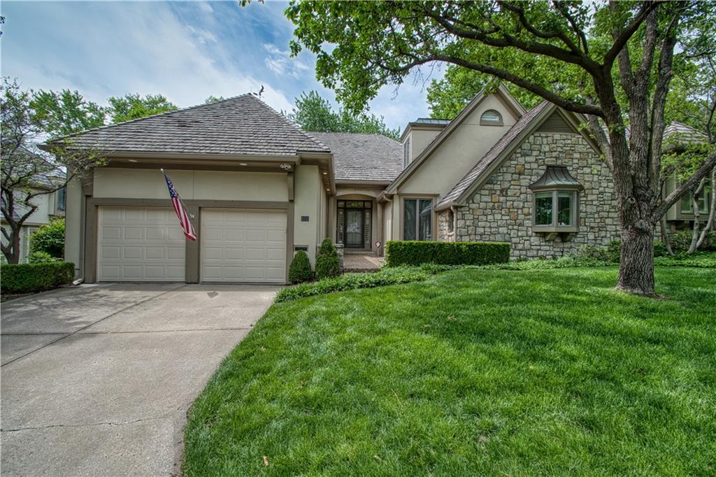 Photo of 68 Le Mans Court Prairie Village KS 66208