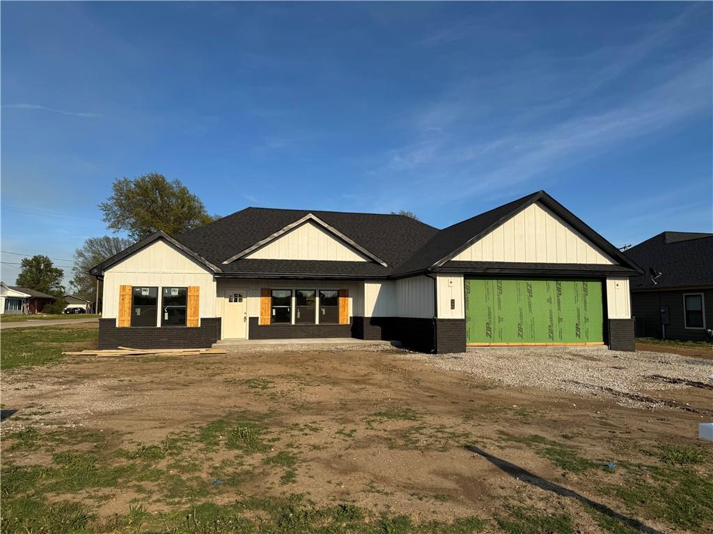Photo of 507 N EDGEWOOD Drive Coffeyville KS 67337