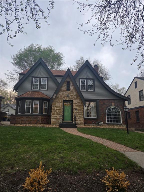 Photo of 608 E 72nd Terrace Kansas City MO 64131