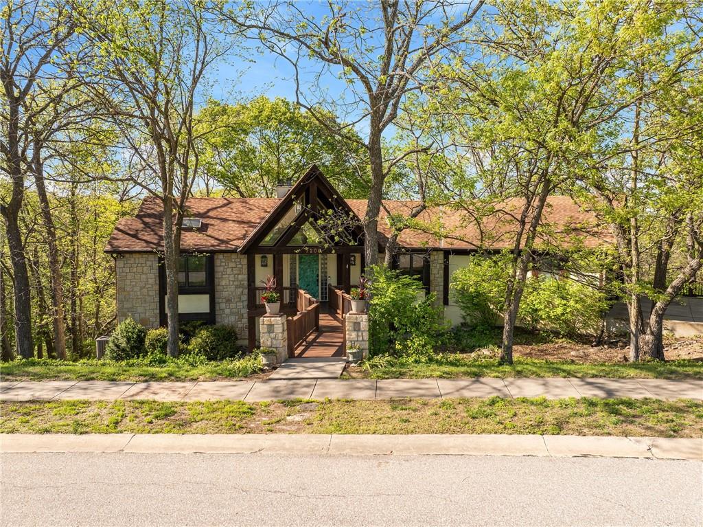 Photo of 7206 Larson Avenue Kansas City MO 64133