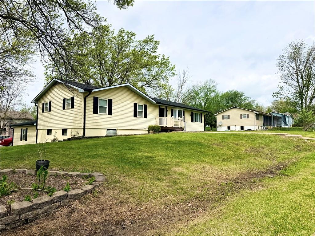 Photo of 130 NE 1271 Road Knob Noster MO 65336