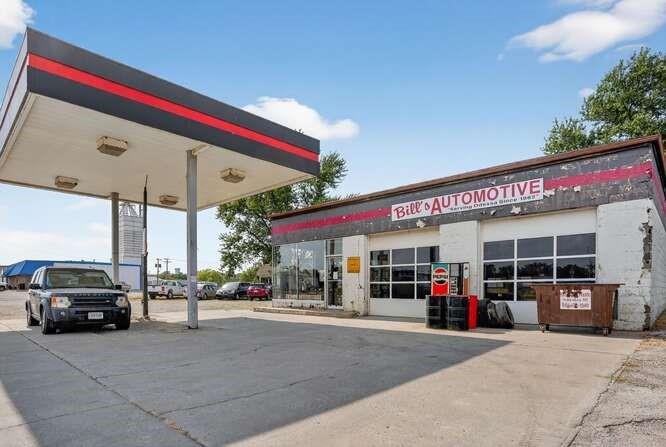 Photo of 101 NW Railroad Street Odessa MO 64076