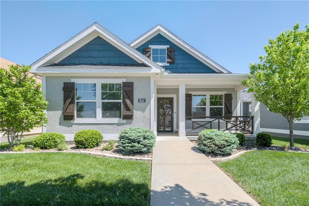 Photo of 8141 N Farley Avenue Kansas City MO 64158