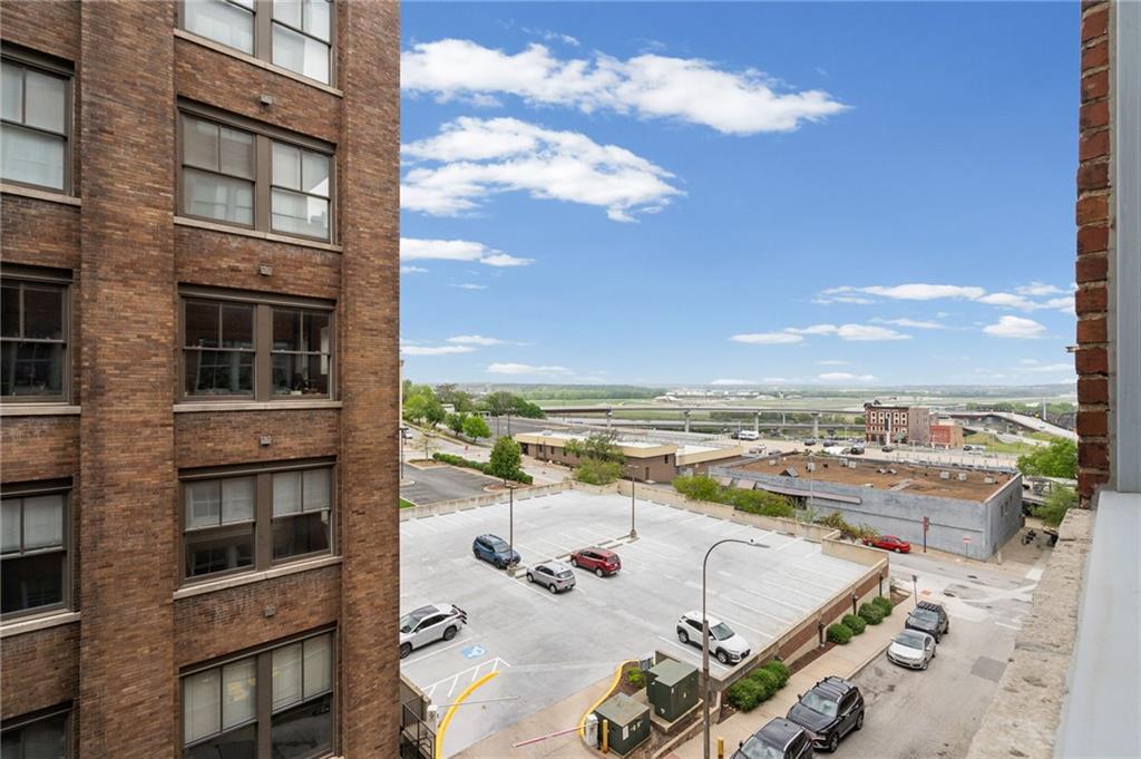 Photo of 712 Broadway Boulevard #401 Kansas City MO 64105
