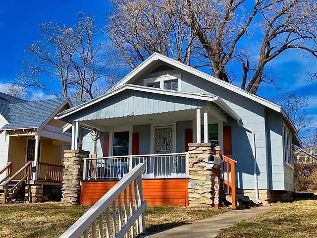 Photo of 4028 E 68th Terrace Kansas City MO 64132