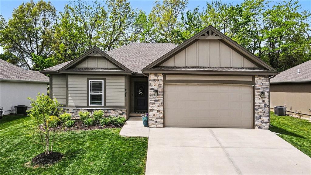 Photo of 208 S MARIMACK Court Kearney MO 64060