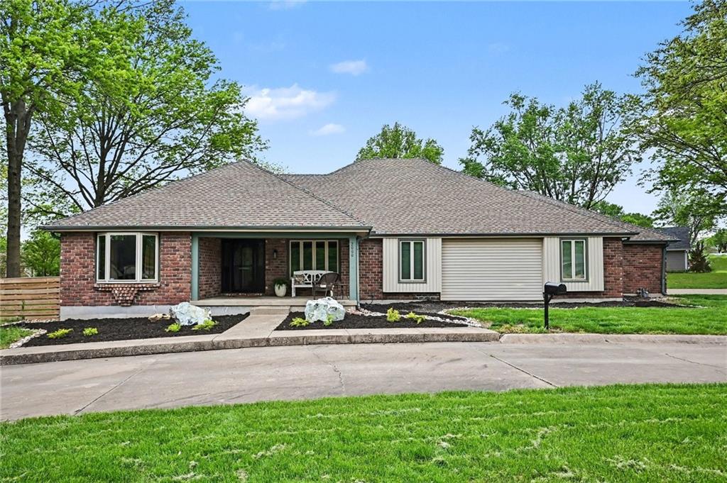 Photo of 2000 June Street Excelsior Springs MO 64024