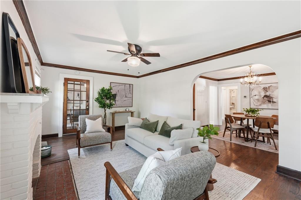 Photo of 401-403 E 63rd Terrace Kansas City MO 64110