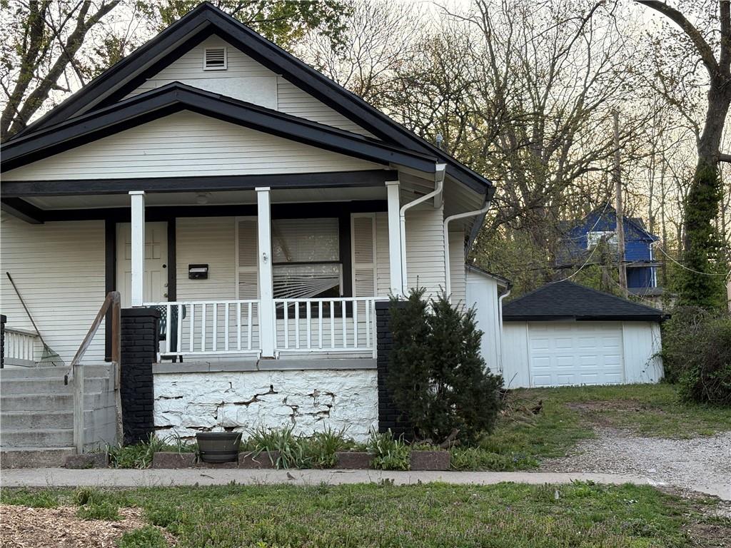 Photo of 533 Brookside Avenue Independence MO 64053