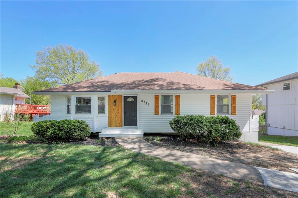 Photo of 8721 N Campbell Street Kansas City MO 64155