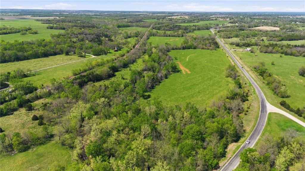 Photo of 00004 County Road 1077 N/A Parker KS 66072