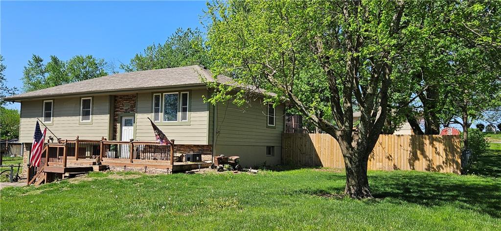 Photo of 326 Gregory Drive Gower MO 64454